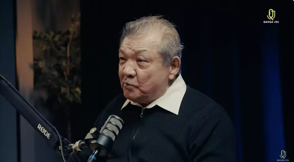 «Триллиондаған ақша кетіп жатыр, оны қайтарудың орнына шұқшиып қоқым іздейді» — экономист салық органдары туралы (ВИДЕО)