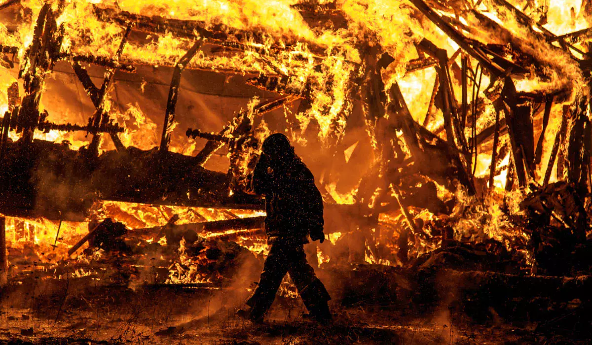 Огонь не оставил шансов: отец с ребенком погибли на севере Казахстана