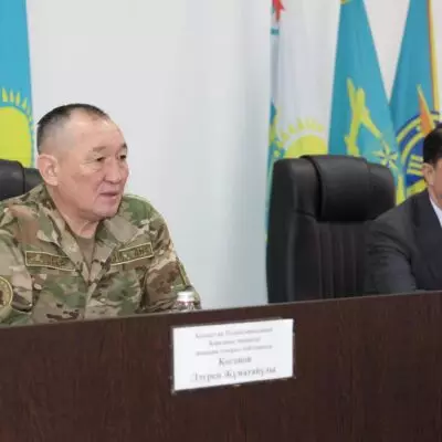 Министр обороны проверил состояние воинских частей в Кызылординской области