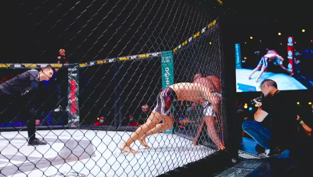 Важнейший поединок в карьере: UFC анонсировал бой казаха против экс-чемпиона