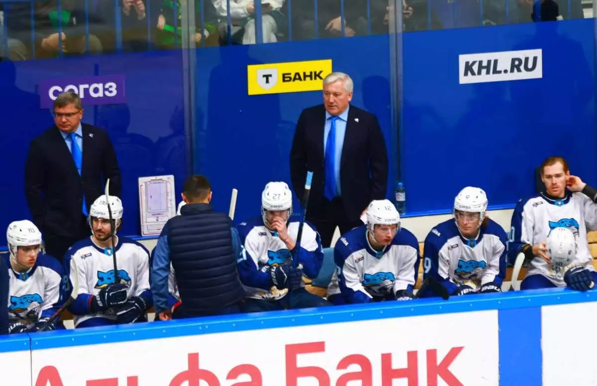 “Барыс” сыграет на выезде с “Автомобилистом”