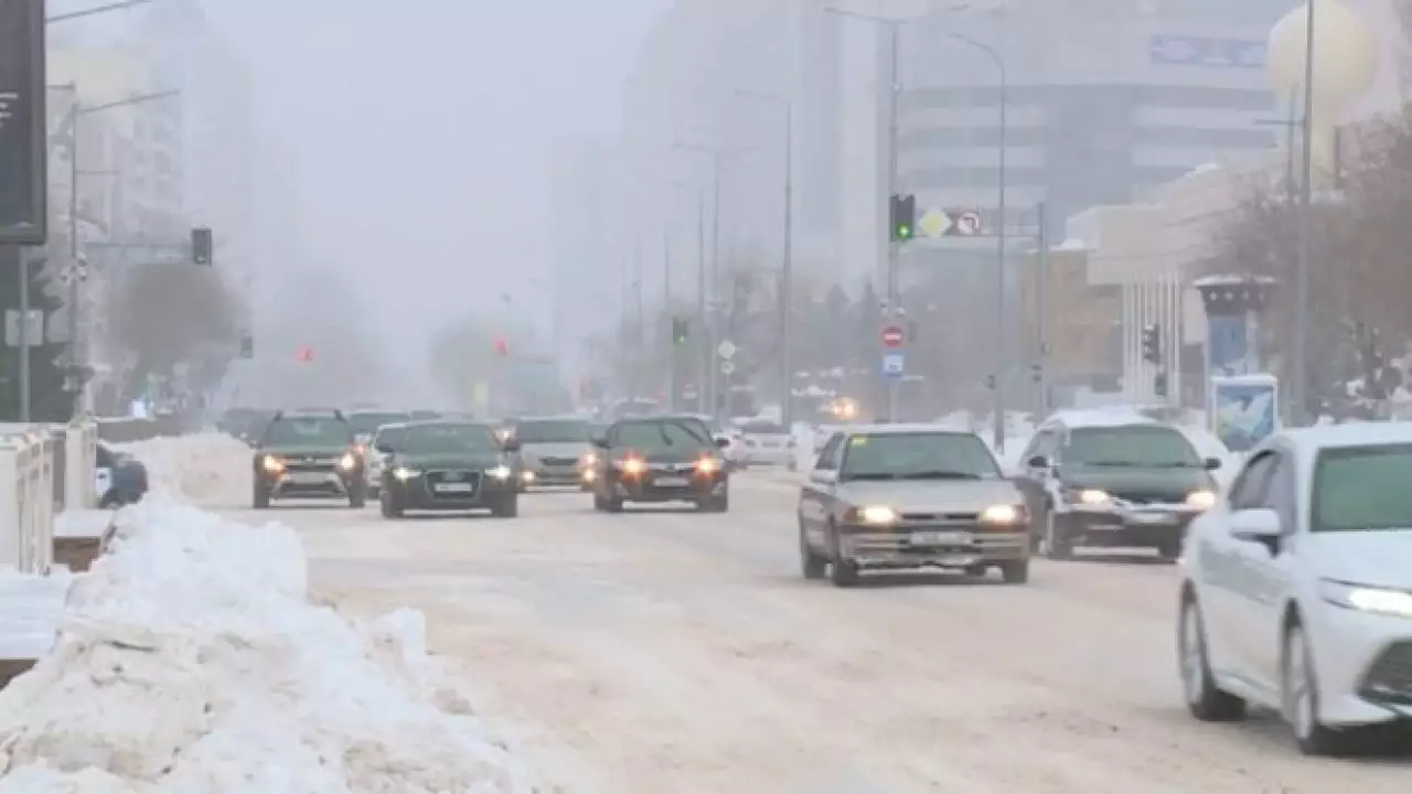 В Астане за утро произошло 60 ДТП из-за непогоды