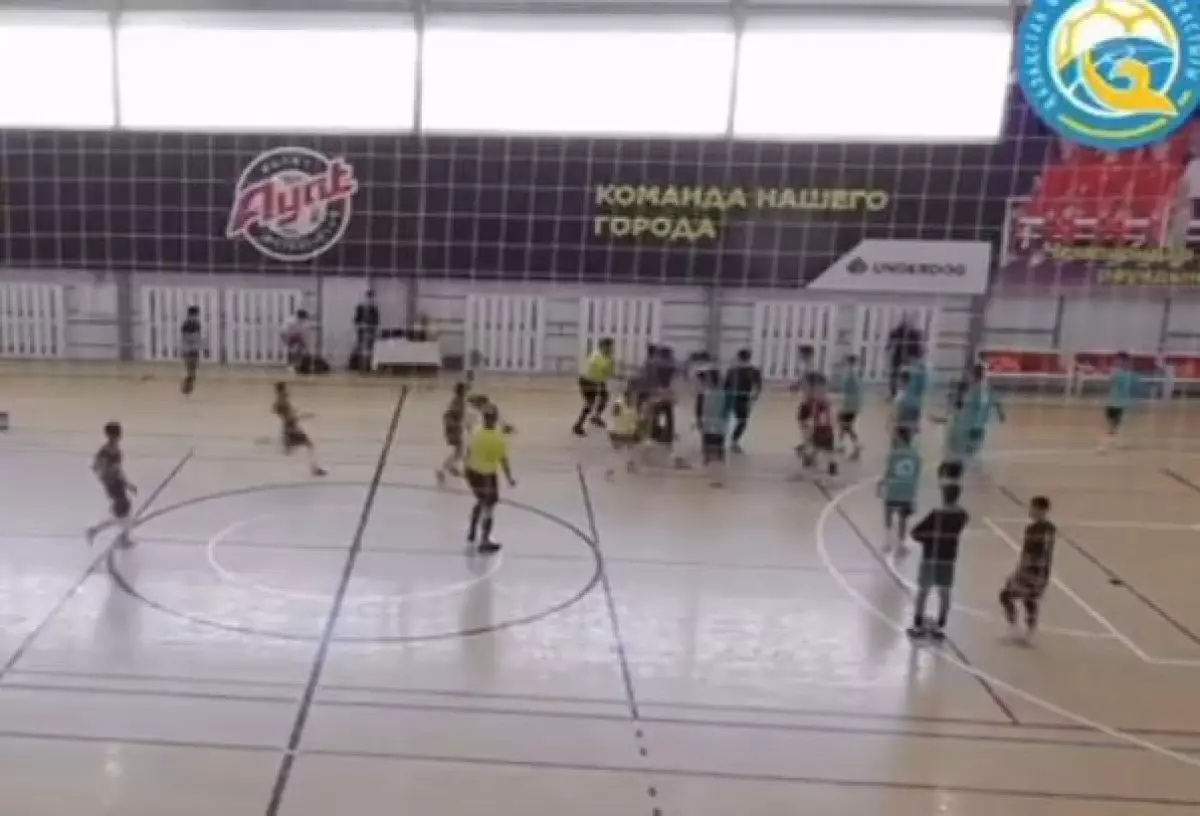 Юниоры устроили потасовку на чемпионате Казахстана в Рудном