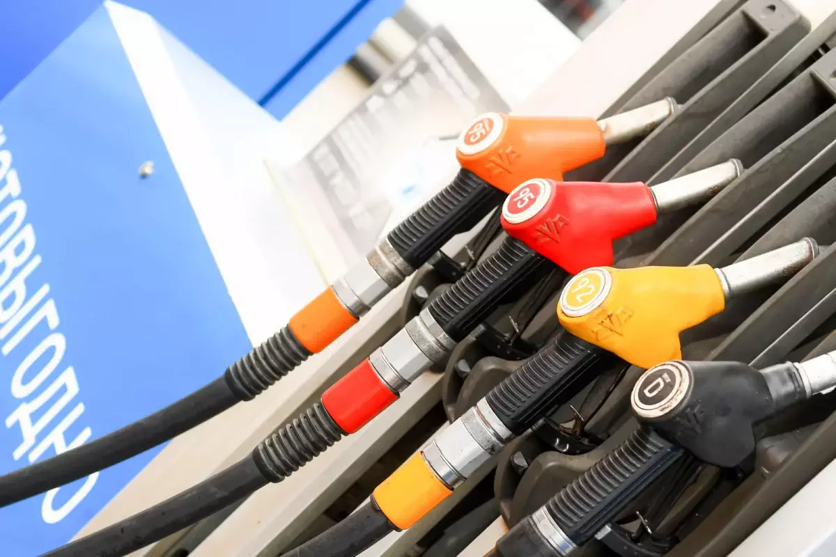 Когда и как могут измениться цены на бензин – разъяснение Минэнерго