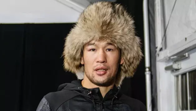Рахмонову "дали" со-главный бой против экс-чемпиона UFC: есть дата и место