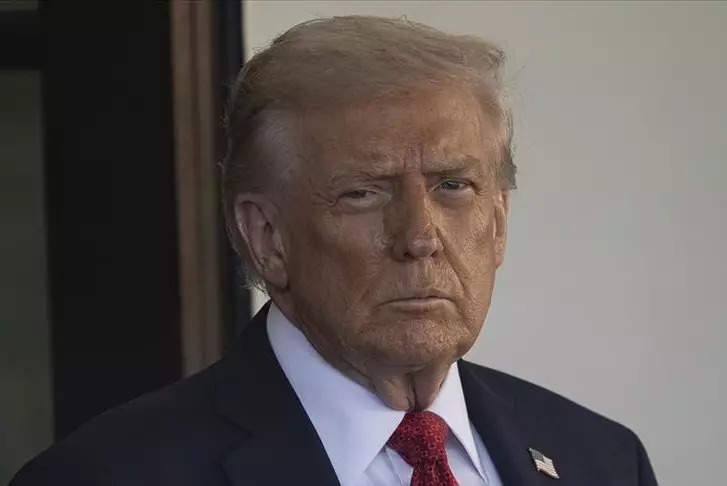 "Подозрительный предмет" заставил изменить маршрут Трампа