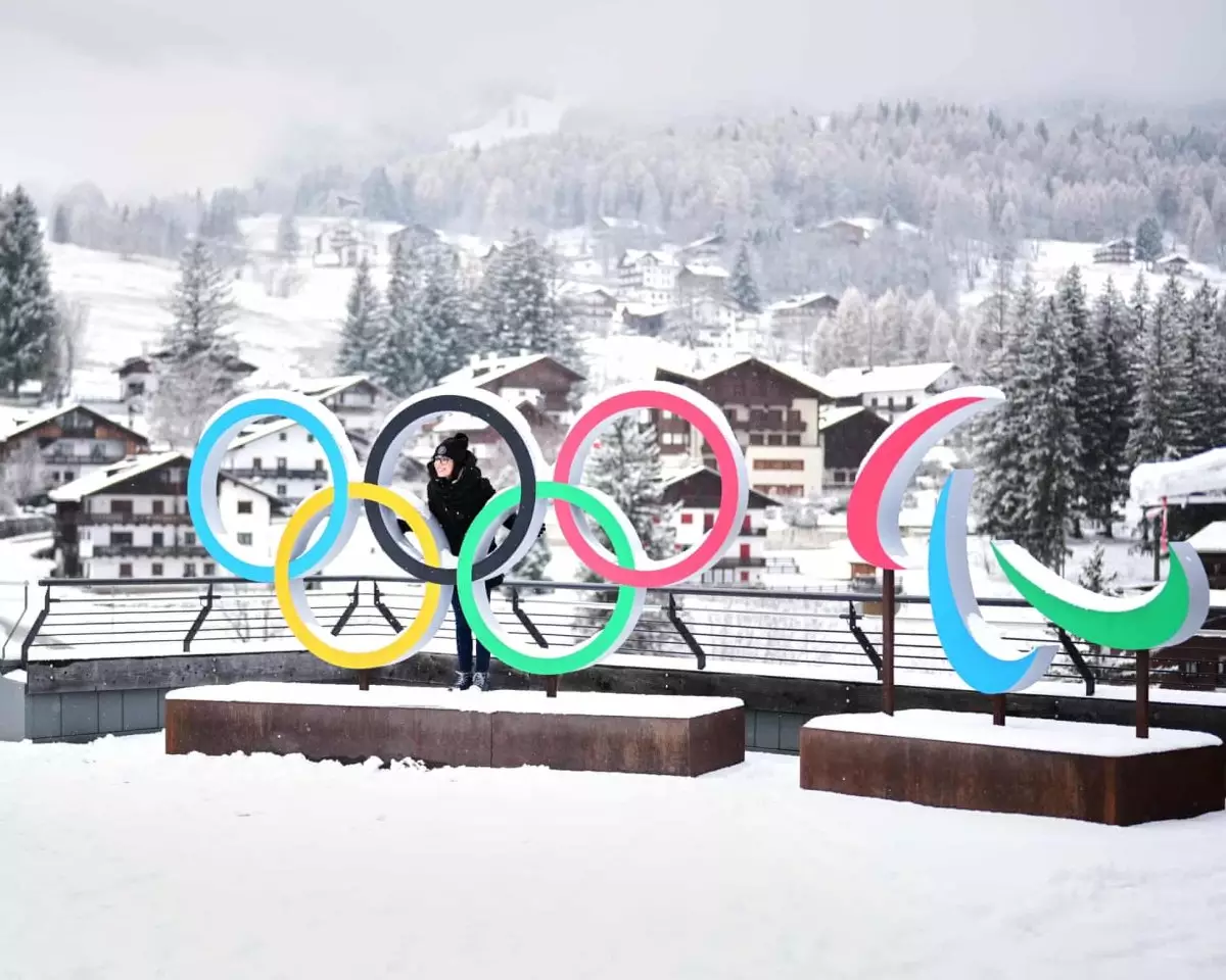 Смерть рабочего омрачила подготовку к Милану-2026: что известно о трагедии