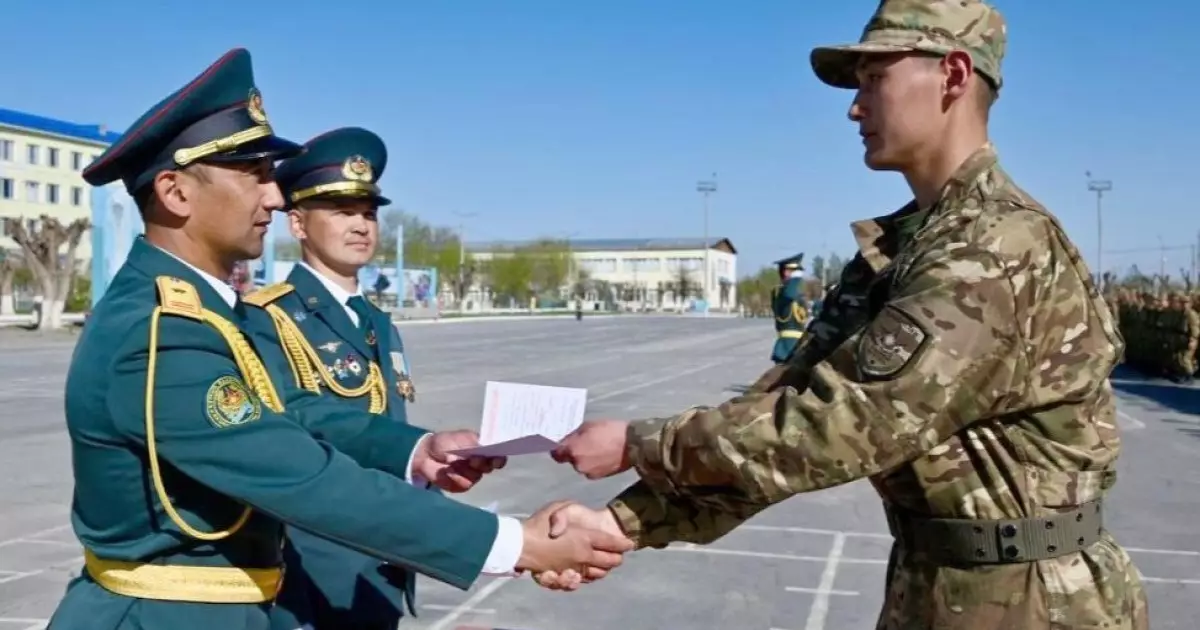  Биыл әскери қызметшілердің жалақысы тағы өседі 