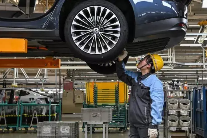 Евросоюз и Китай согласовали подход к ценам на электромобили