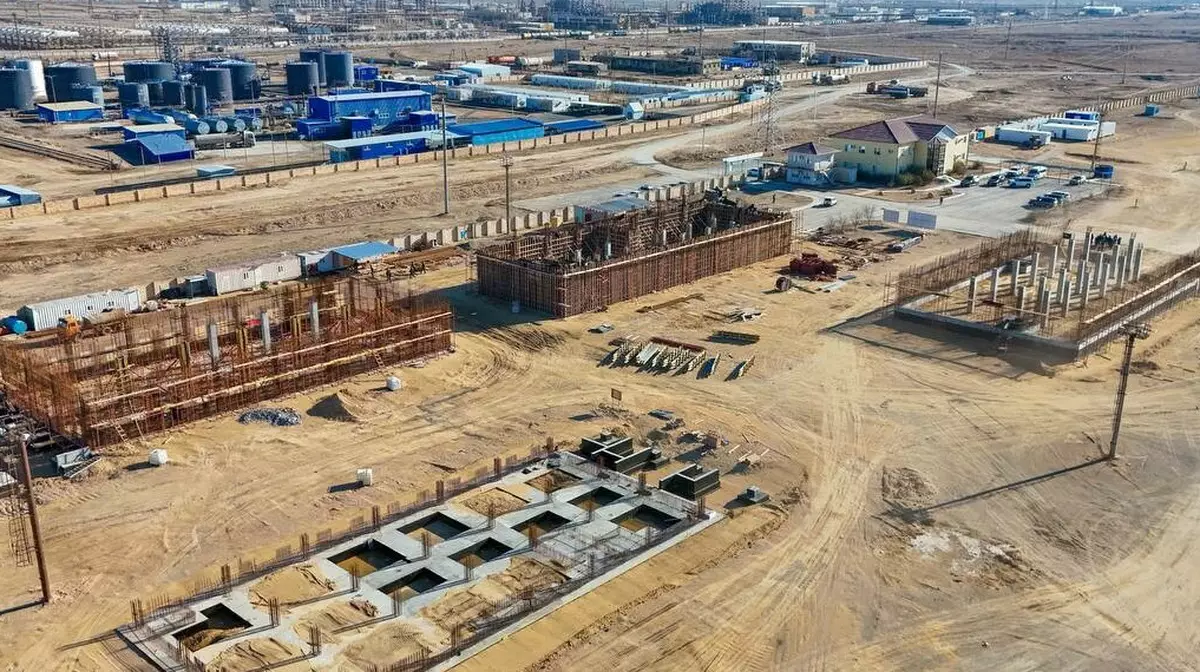В Жанаозене строят газоперерабатывающий завод мощностью 900 млн кубометров газа в год