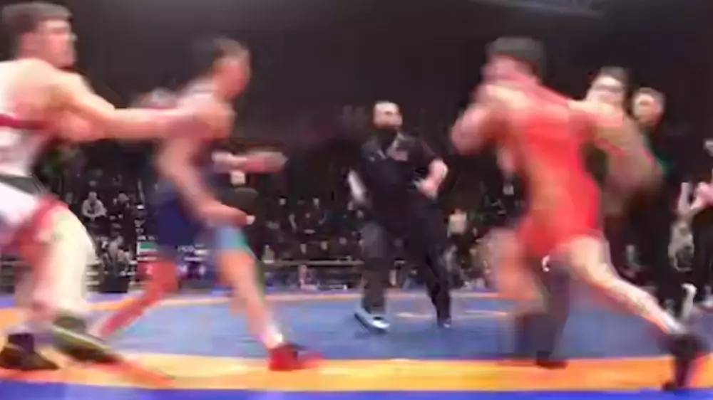 Массовой дракой закончился турнир по вольной борьбе: видео