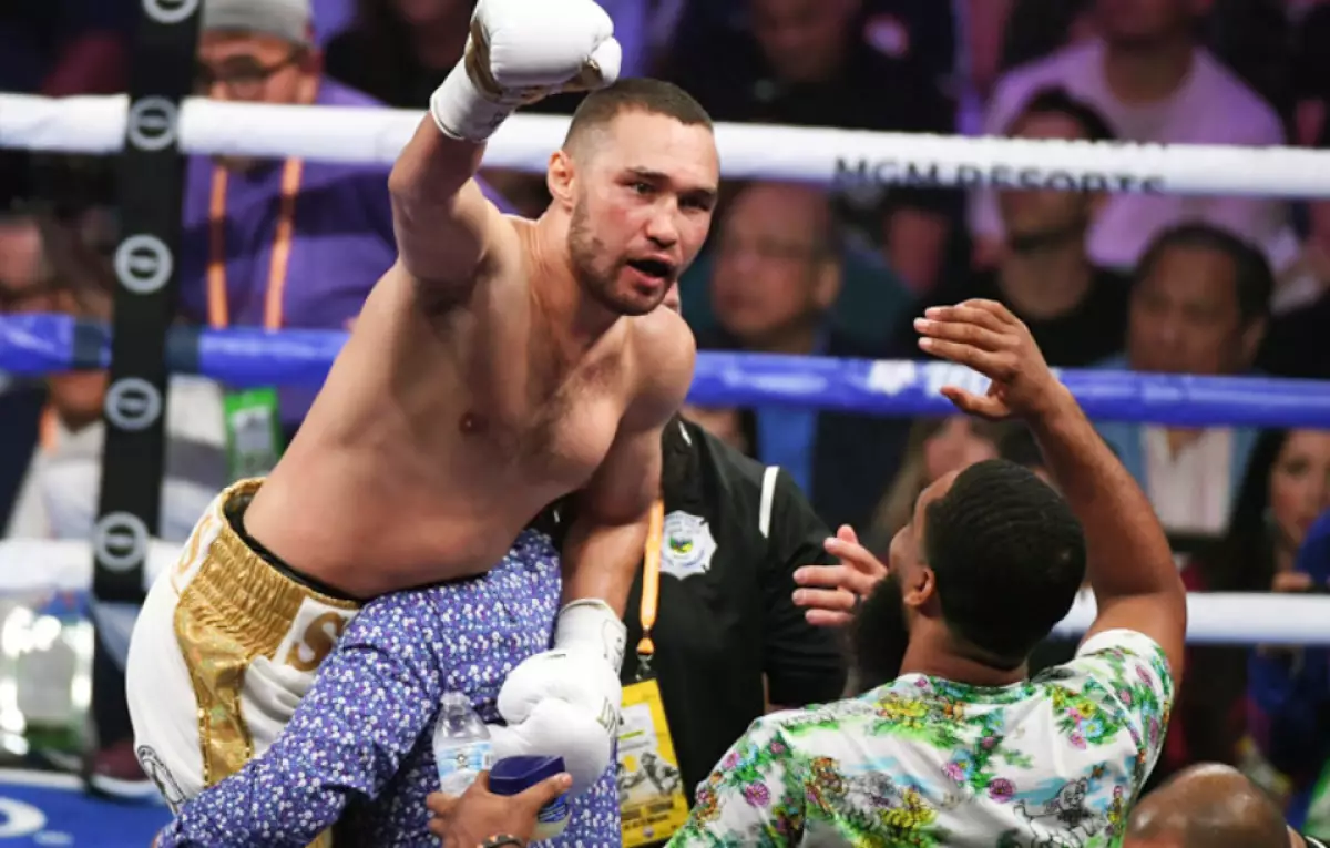 Қазақстандық экс-чемпион бокстан кету туралы шешім қабылдады