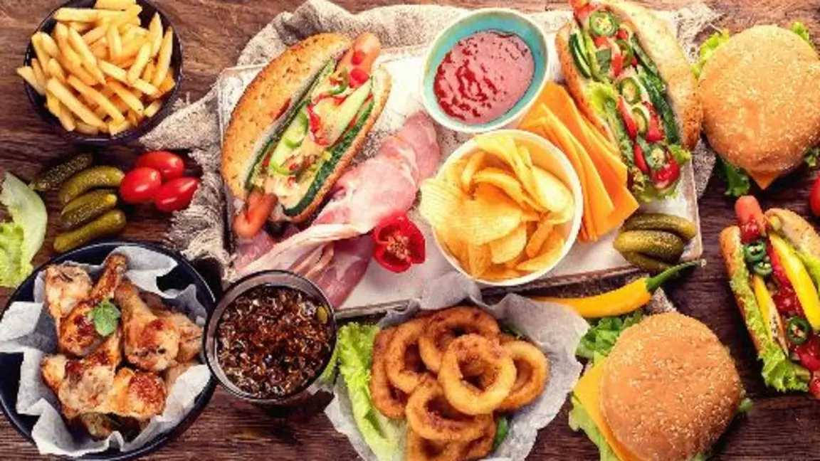 Қазақстандағы қоғамдық тамақтану орындарында фастфуд үлесі артып отыр