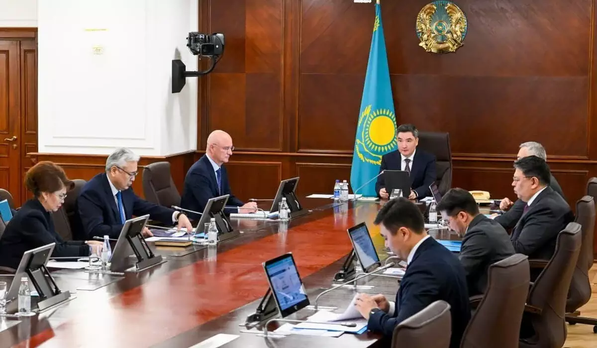 70 тысяч жалоб за год: Бектенов раскритиковал работу акиматов и водоканалов