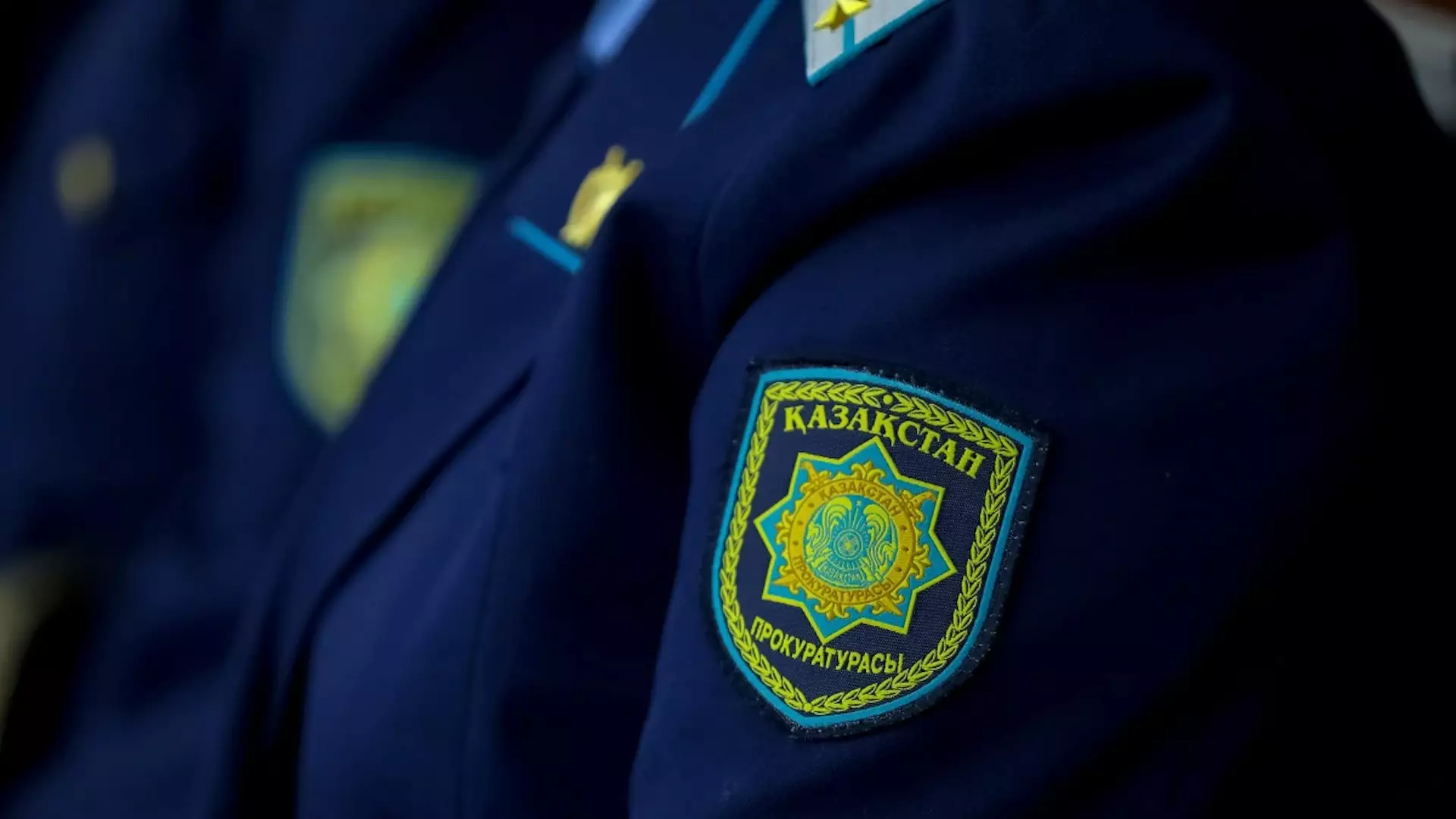 Канал незаконной миграции пресекли в Алматы