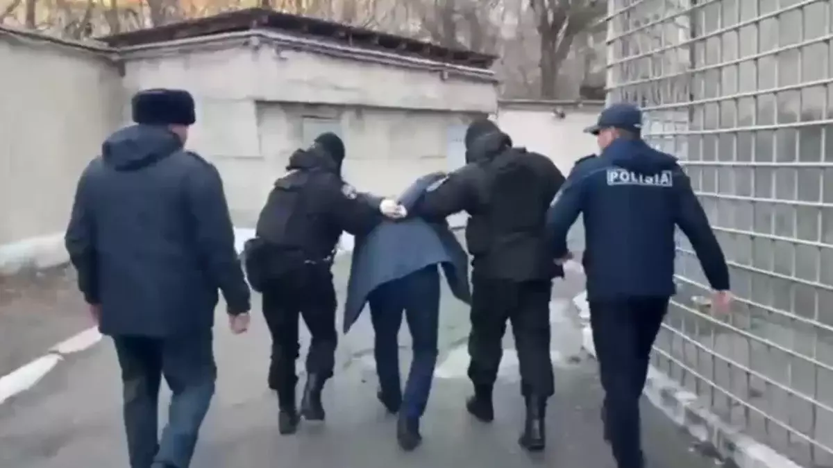 Шымкентте қызды пышақтап өлтірген күдікті ұсталды