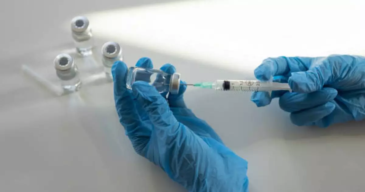  Ақтауда қолданылған шприцтерді көшеге тастаған адамға айыппұл салынды 