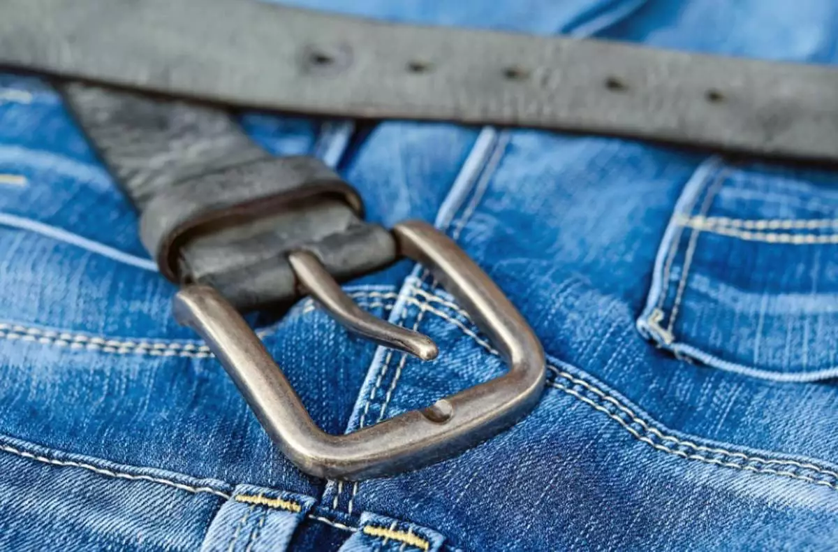 Костанайда баласын белдікпен ұрып тәрбиелемек болған анаға 390 мың теңгеден аса айыппұл салынды