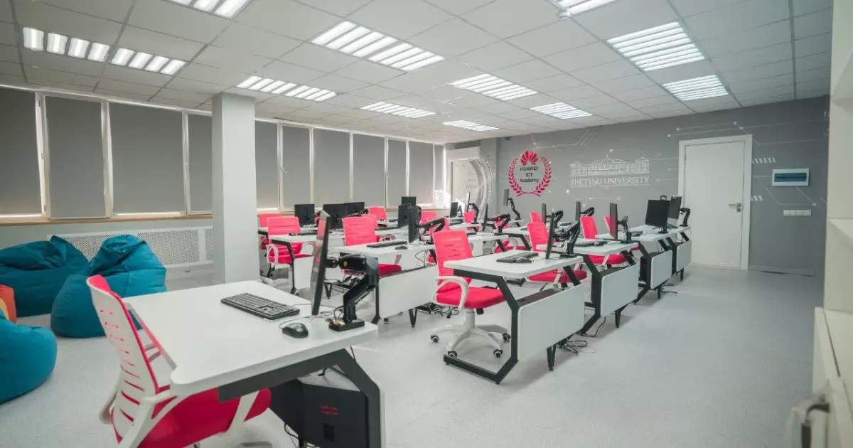   Жетісу университетінде 6 800-ден астам студент жасанды интеллект бағытында білім алуда   