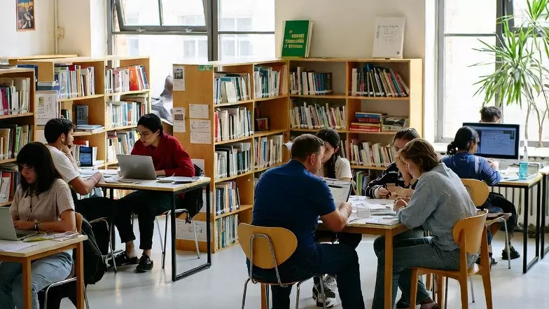 Как казахстанцам пройти практику за рубежом