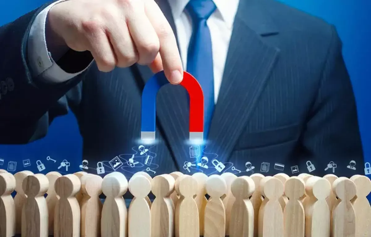 Программист сдал данные казахстанцев за границу: чем закончился суд