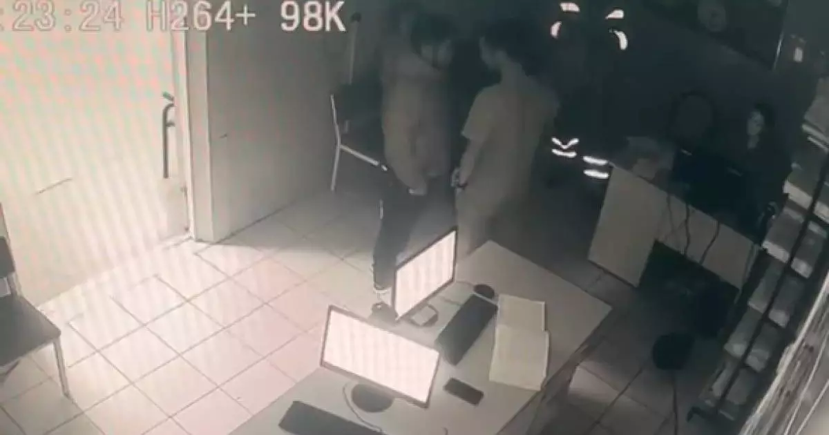  БҚО-да дәрігерге қоқан-лоққы көрсеткен тұрғынға қатысты қылмыстық іс қозғалды 