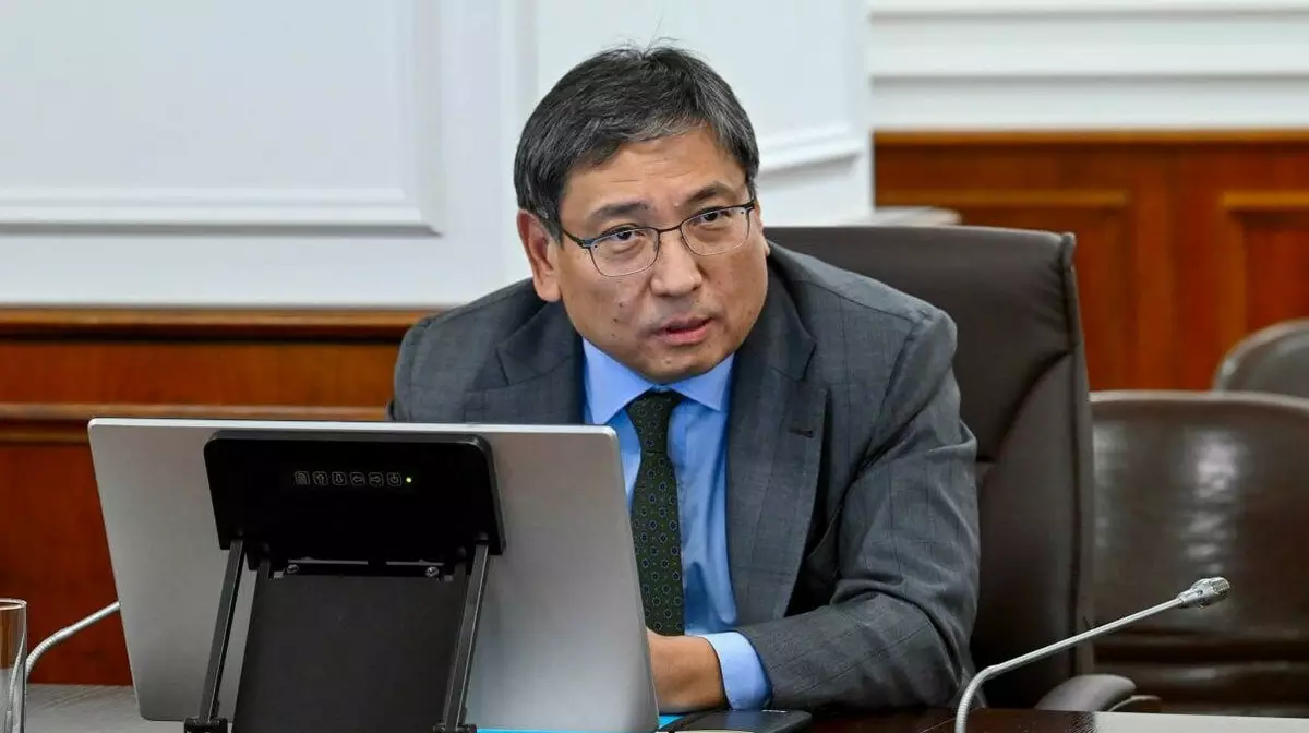 Экс-аким Алматы Досаев занял место в руководстве "Байтерека" от администрации президента