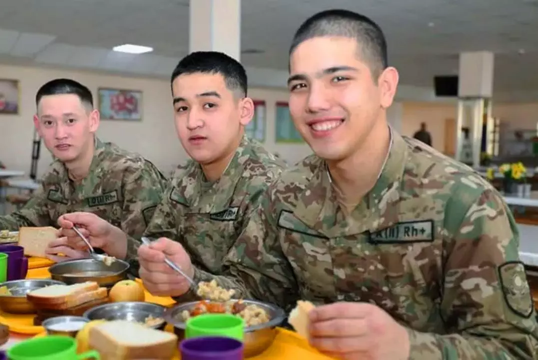 Стоимость армейского пайка увеличили в Казахстане