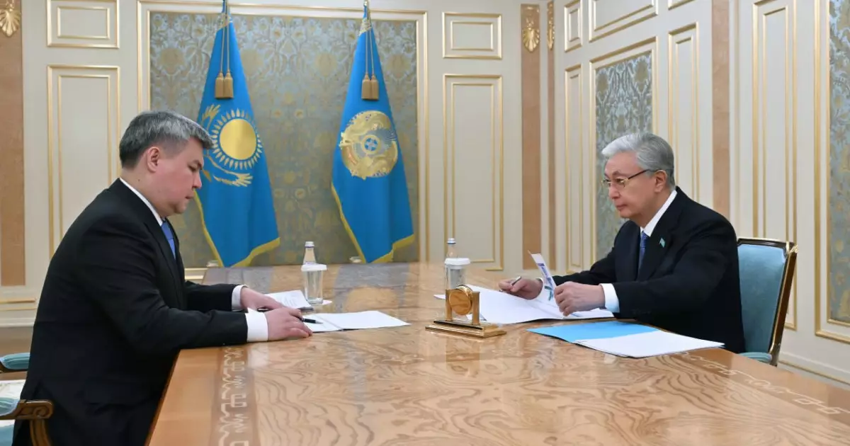   Қасым-Жомарт Тоқаев «QazaqGaz» ҰК» АҚ басқарма төрағасы Әлібек Жамауовты қабылдады   