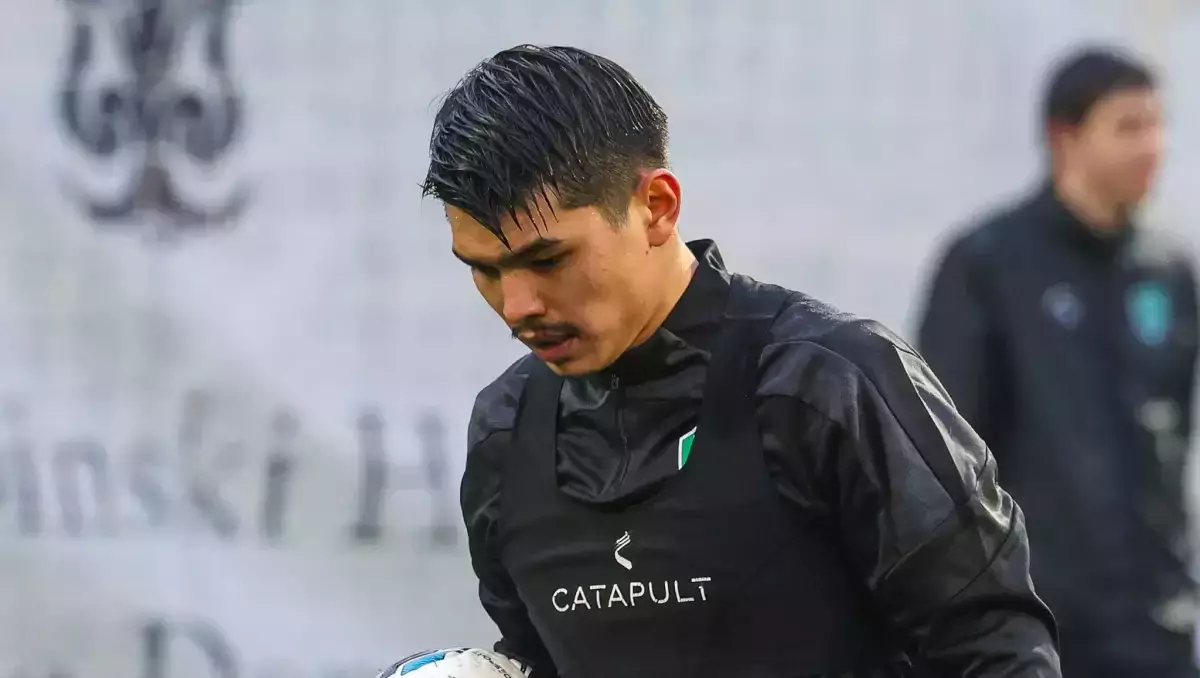 Галымжан Кенжебек впервые сыграл за «Ахмат»: как прошёл матч