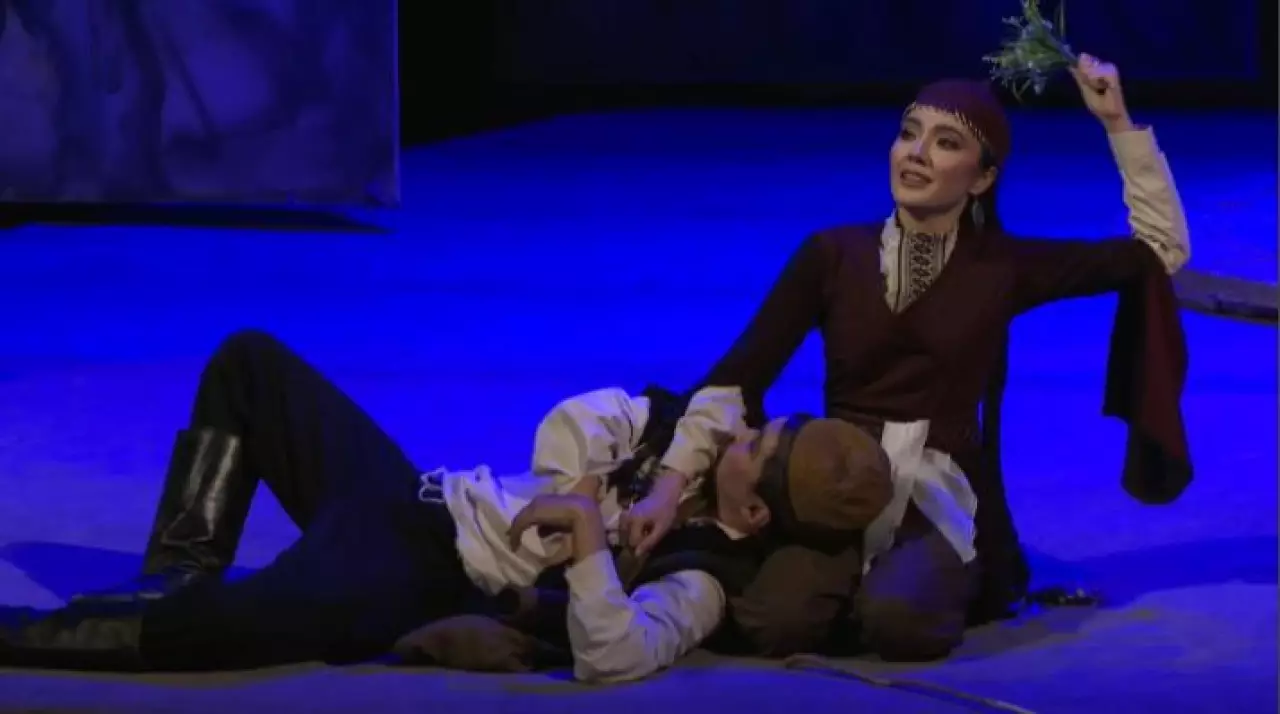 Театру имени Мухтара Ауэзова – 100 лет