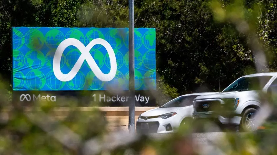 Meta сокращает более 1000 рабочих мест в рамках масштабного отступления от метавселенной.