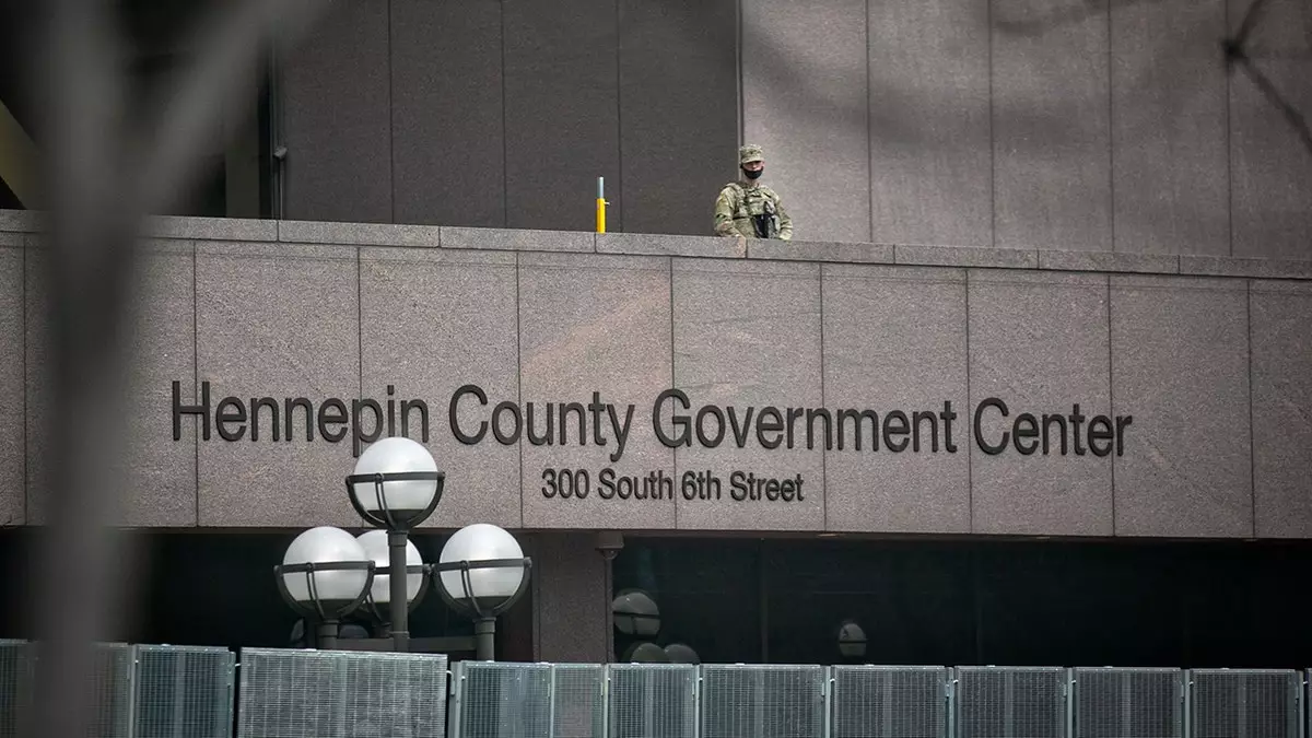 Лидеры из района Миннеаполиса осудили иммиграционную полицию и призвали к её роспуску на фоне депортационной кампании Трампа.