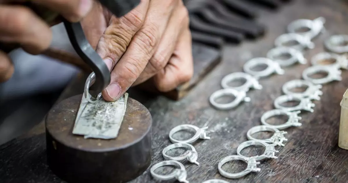   Қазақстанда зергерлік бұйымдар нарығының өндіріс көлемі артты   