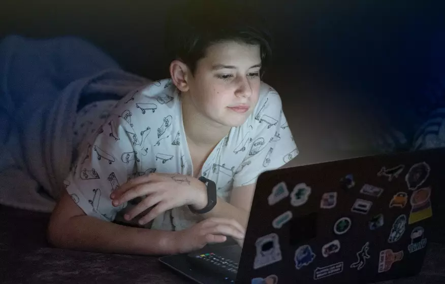 Школьников перевели на онлайн-обучение из-за непогоды в Астане