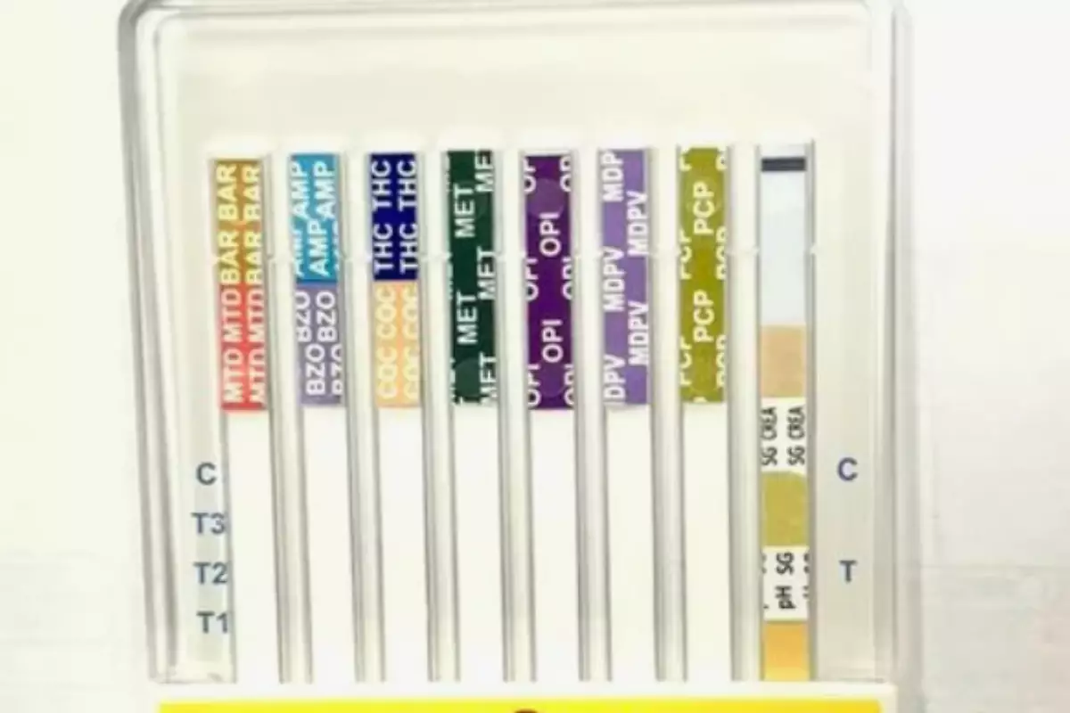 Родители в Казахстане смогут проверять детей на наркотики дома