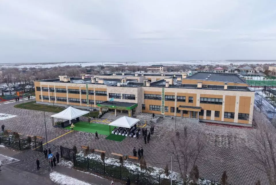 Казахстан модернизировал тысячу сельских школ и построил 162 новые