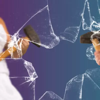 Суд аннулировал брак мужчины, о котором казахстанец не знал 34 года