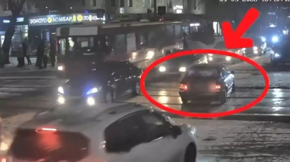 ШҚО-да бөтеннің көлігін ұрлап кеткен күдікті ұсталды