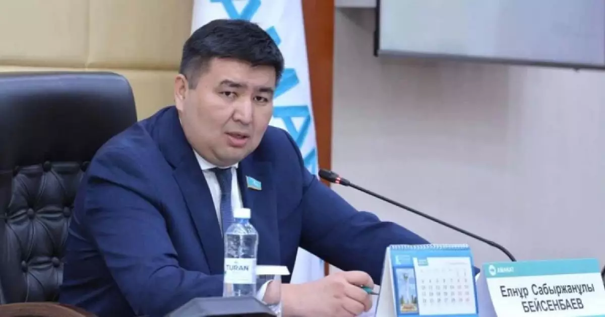  Кассалық түсімнің 50%-ын алып отырған кинотеатрларды тексеру керек – Елнұр Бейсенбаев 