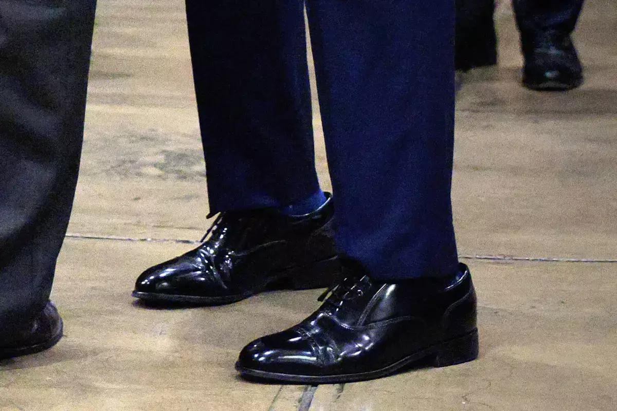 Стало известно, что Трамп заставил Рубио носить огромные туфли - новости на Lada.kz 14.01.2026