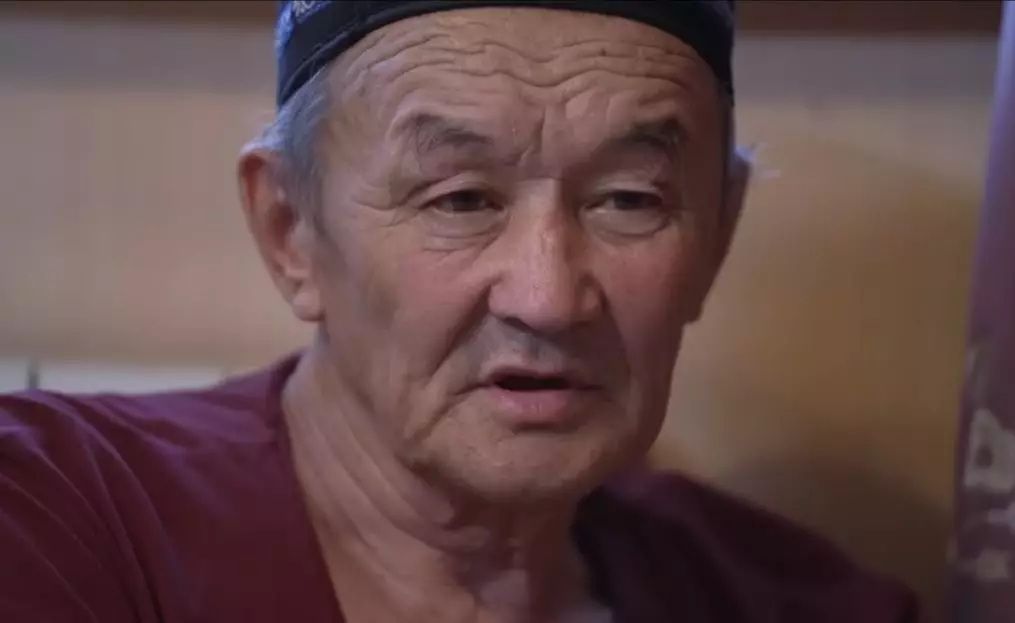 «Ұлым жуас, тентектігі жоқ»: Атыраудағы қылмысқа күдіктінің әкесі