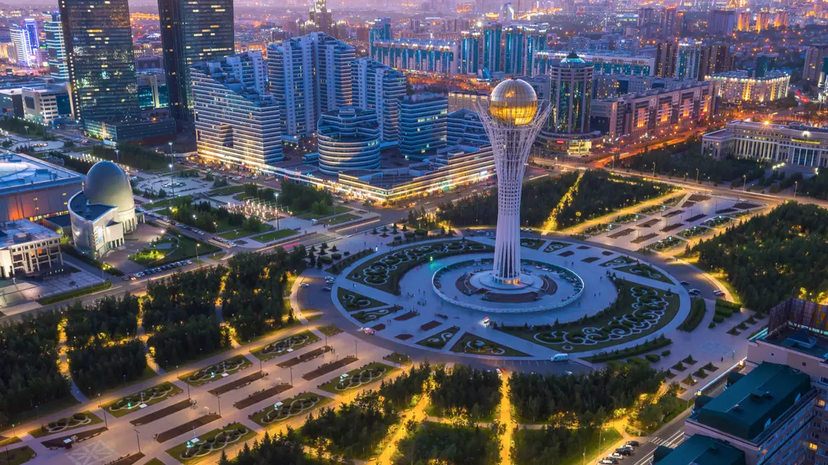 Астанада қалаған тамағыңды жеп, ұнатқан өміріңді сүру үшін қанша теңге қажет?