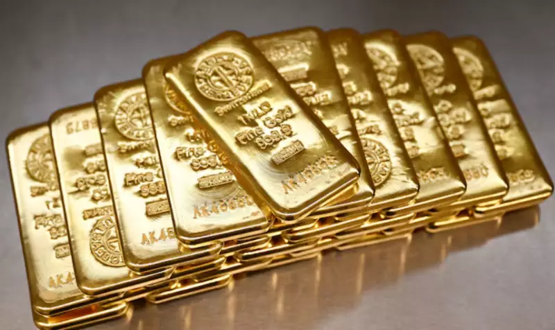 Золото и серебро снова обновили рекорды: что толкает цены на драгметаллы