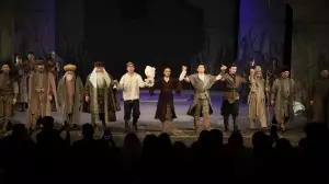 Әуезов театрының 100 жылдығына орай «Еңлік – Кебек» спектаклі қойылды