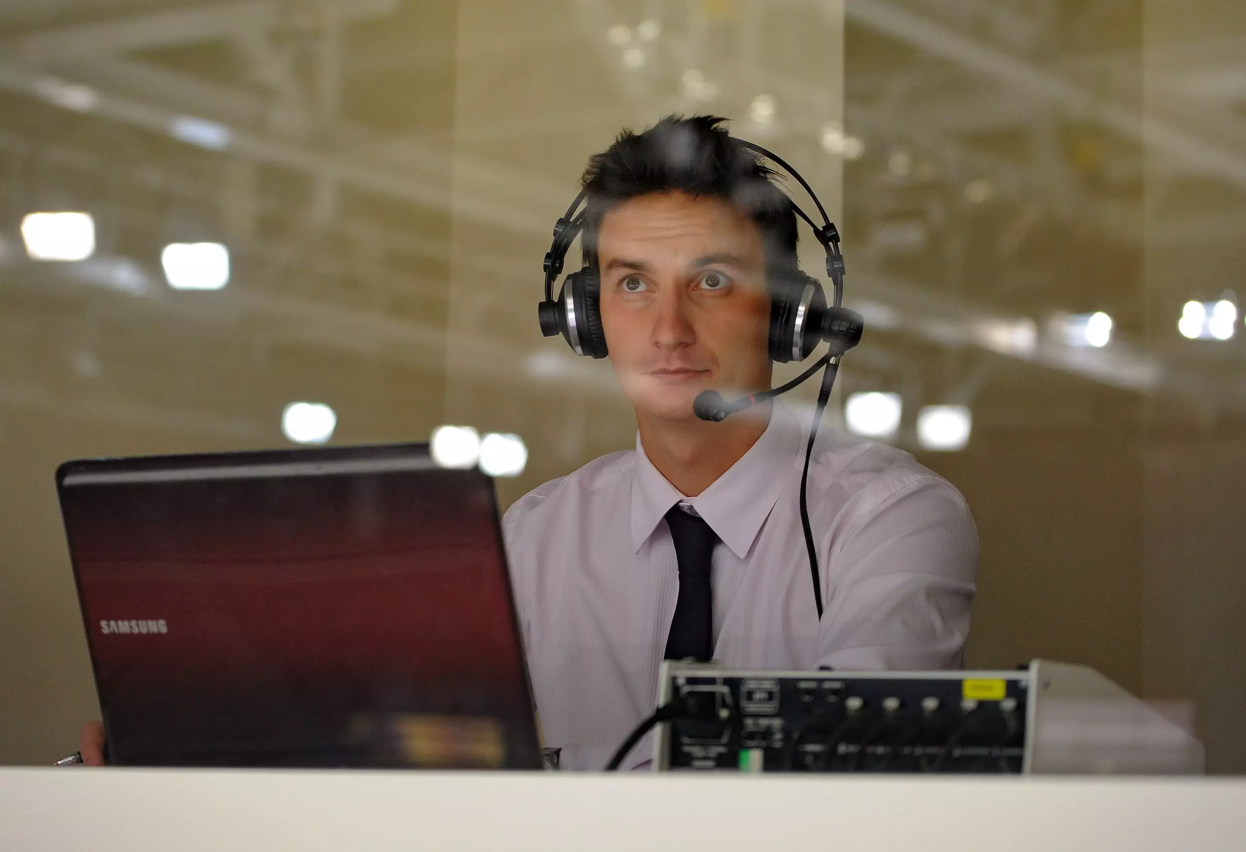 Российский комментатор оскорбил казахстанских детей