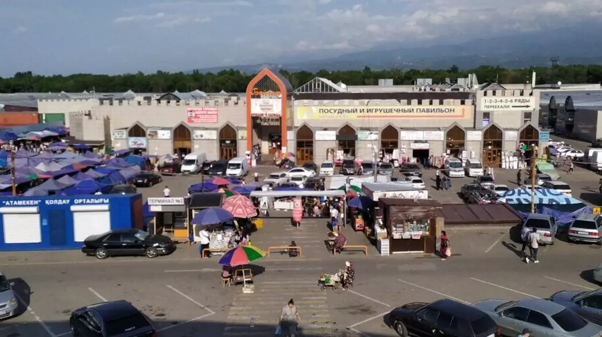 Рынок «Байсат» в третий раз выставили на торги