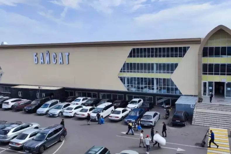 Бывший рынок сына Кайрата Сатыбалды в Алматы повторно выставили на аукцион