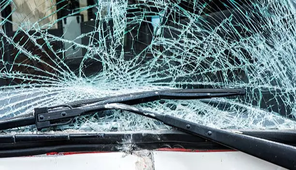 Один погиб и двое пострадали в ДТП на трассе в ВКО