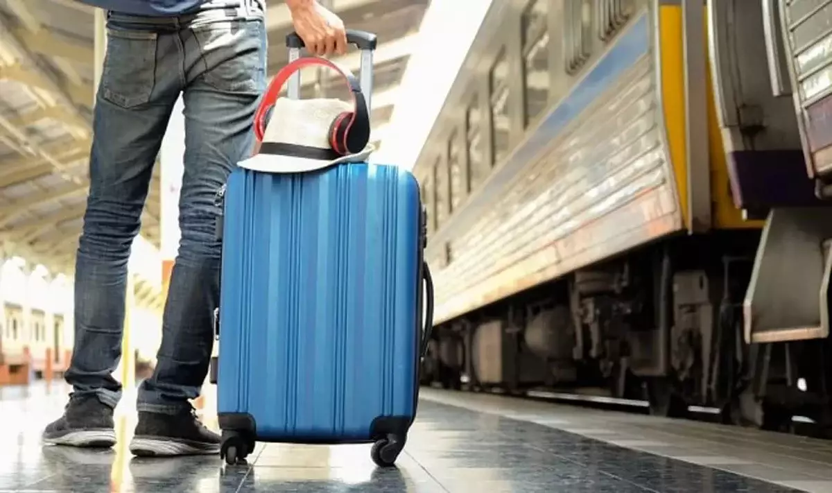 В KTЖ напомнили казахстанцам, что нельзя брать в поезд